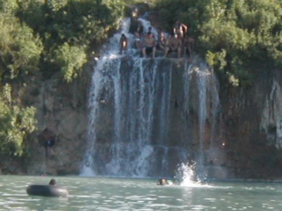Cascada De Los Eros