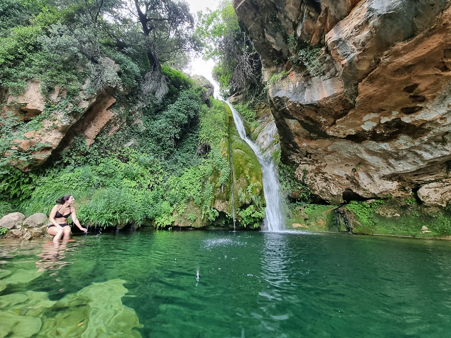 Cascada Del Río Carbo