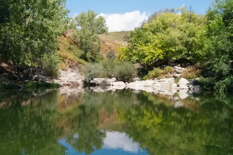 Piscina Natural De Los Riveros