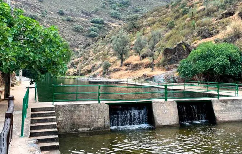 Piscina Natural De Valero