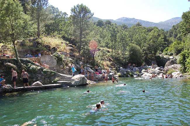 Risquillo Piscina Natural Guisando